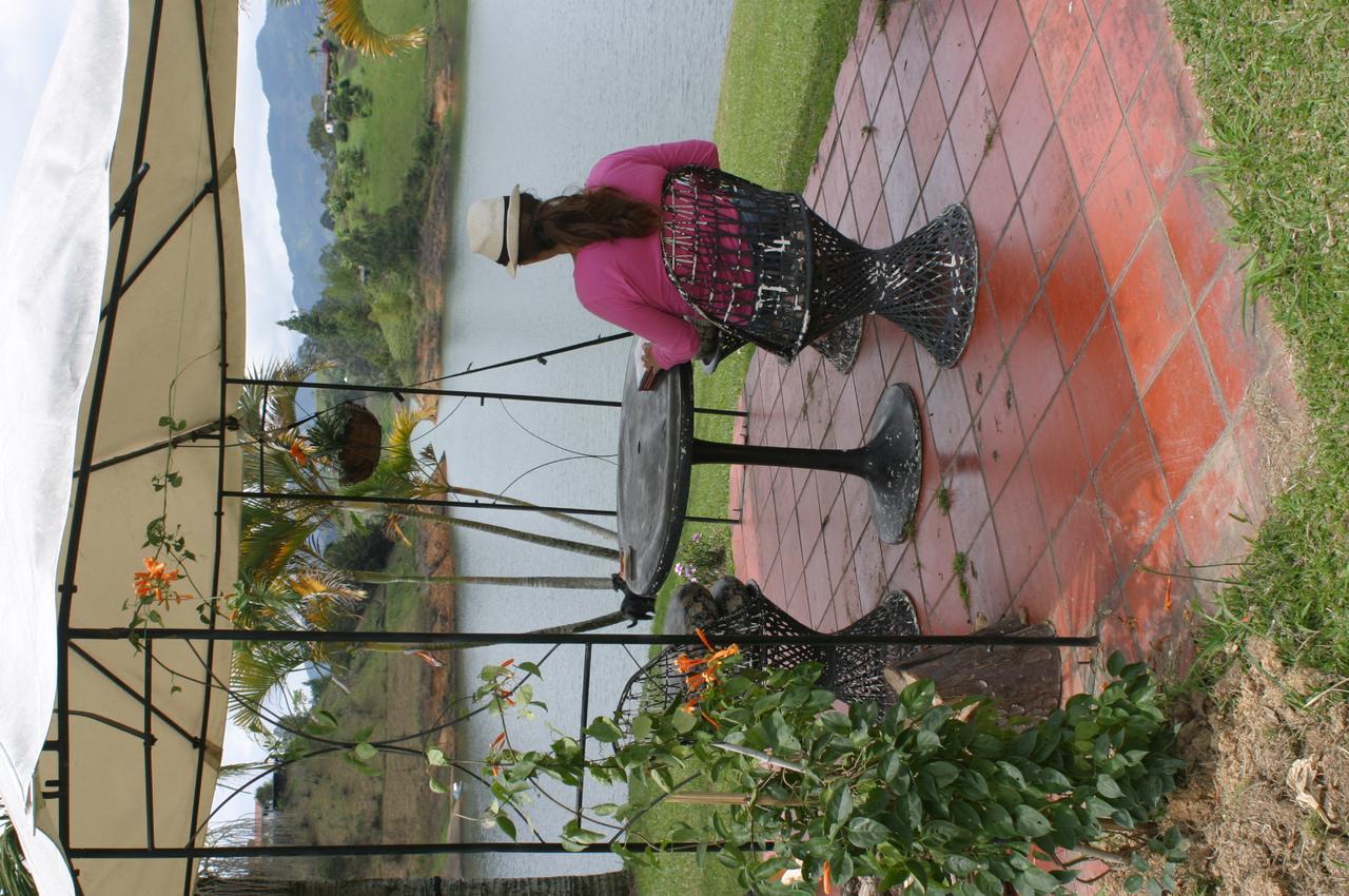 Guatapé Casa Finca Tipica The Lake Hotel מראה חיצוני תמונה