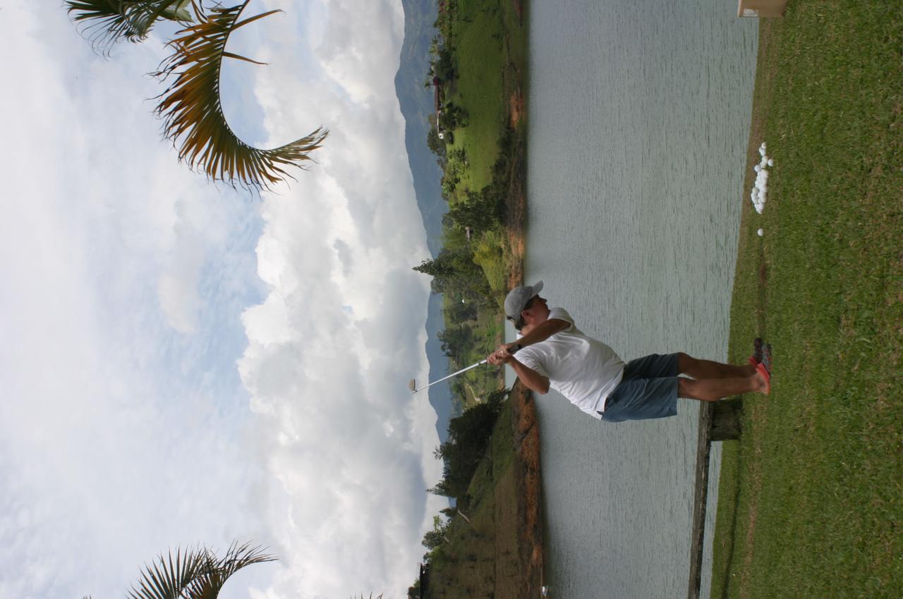 Guatapé Casa Finca Tipica The Lake Hotel מראה חיצוני תמונה