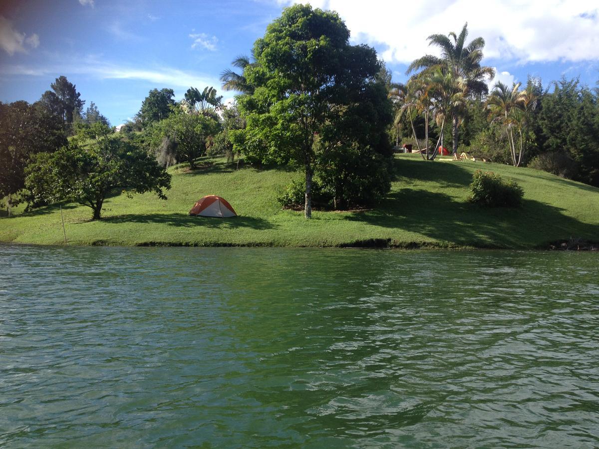 Guatapé Casa Finca Tipica The Lake Hotel מראה חיצוני תמונה